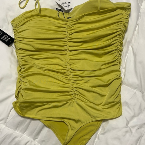 Express Body Contour Ruched Bodysuit - Picture 3 of 3